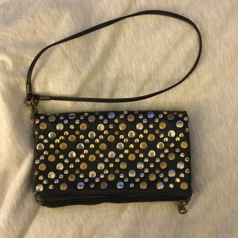 Embellished clutch